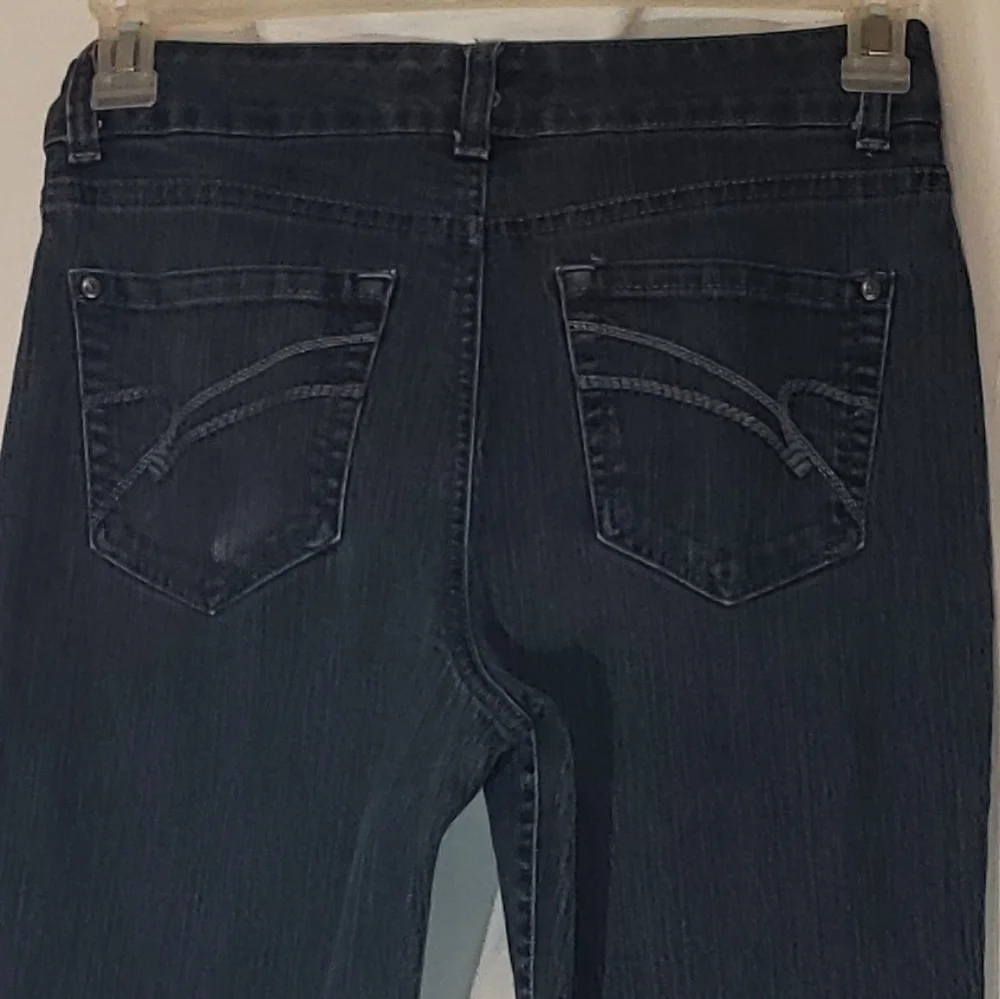 Nine West Jeans Lay Flat Size 8 EUC - Picture 6 of 9